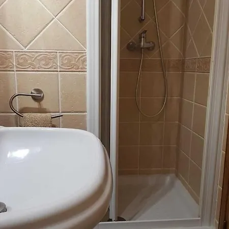 Gemutliche Ferienwohnung Guia Apartment